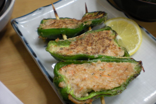 grilled capsicum stuffed with minced chicken