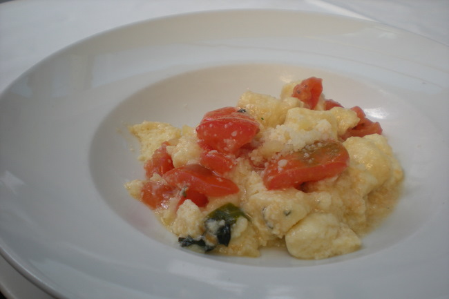 Ricotta gnocchi with fresh tomatoes